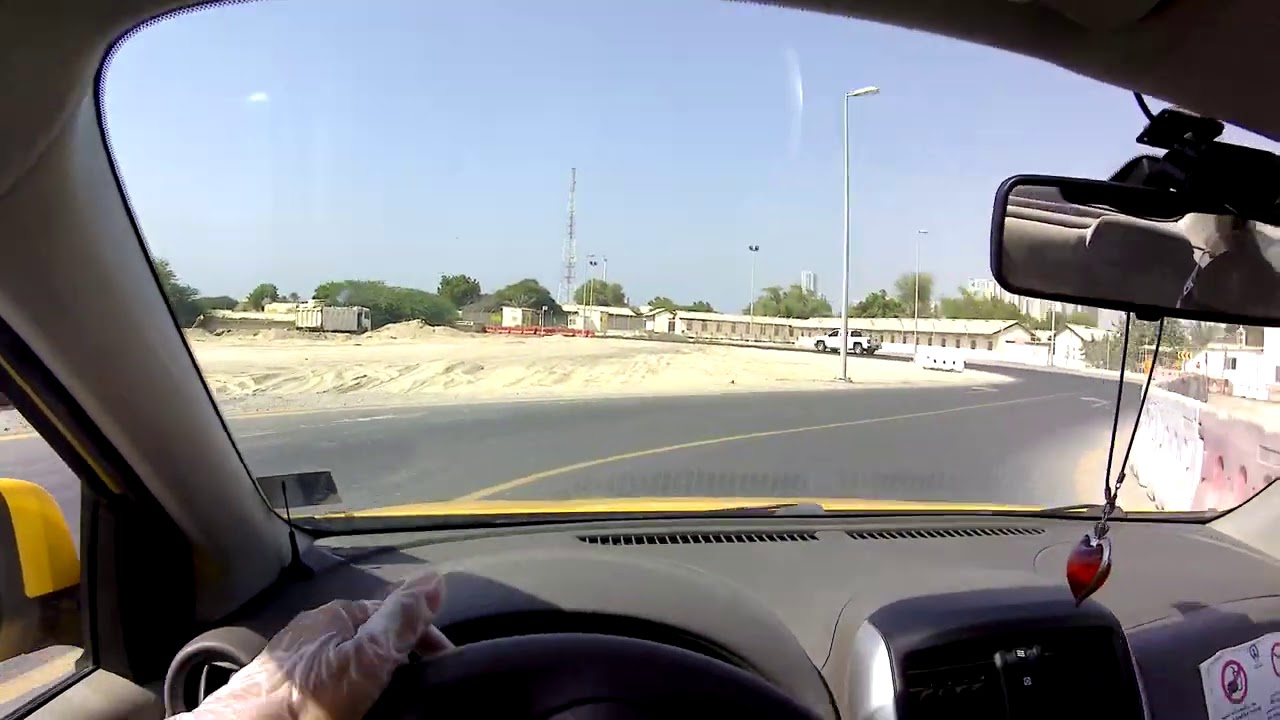 تجربة سياقة جديدة باستخدام كاميرا الرأس مع التركيز على الخط الواسع و التجاوز