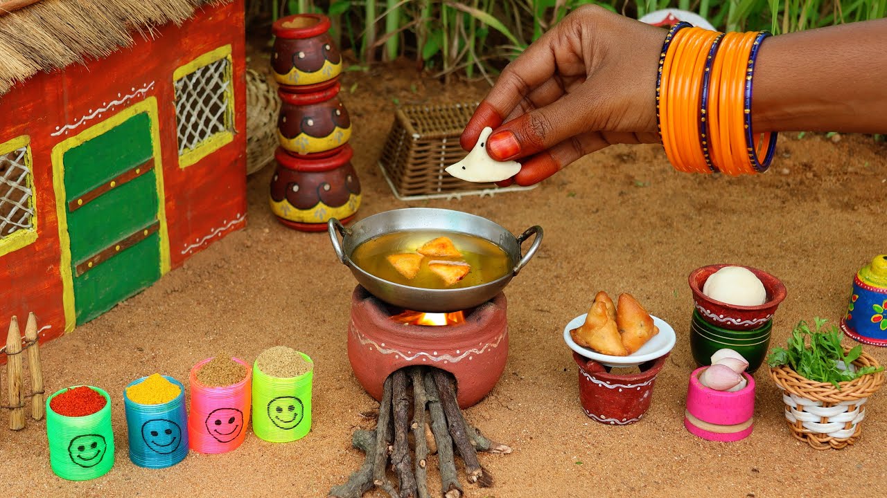 Miniature Mutton Samosa | Ramzan Special | Mutton Keema Samosa | Mini Foodkey
