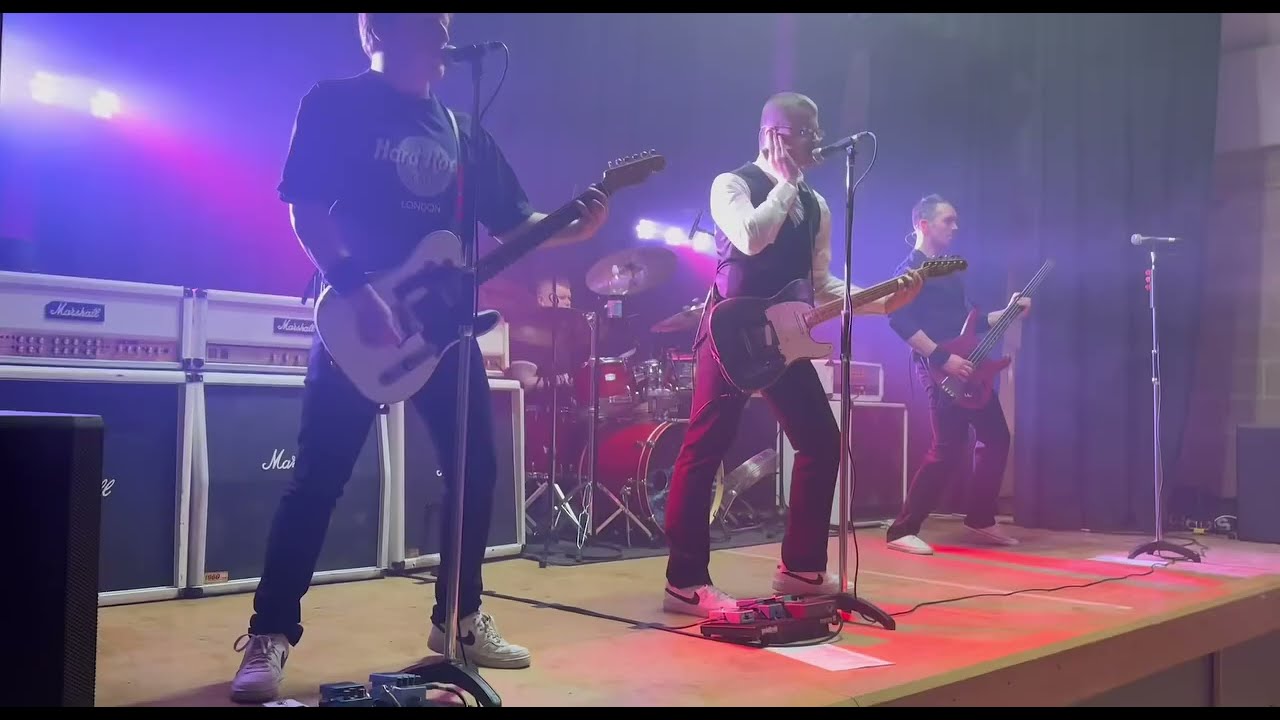 The Quo Story - Caroline (Live @ Private Party)
