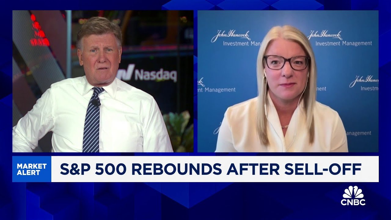Here&rsquo;s why John Hancock&rsquo;s Emily Roland is 'modestly' underweight on stocks and overweight on bonds
