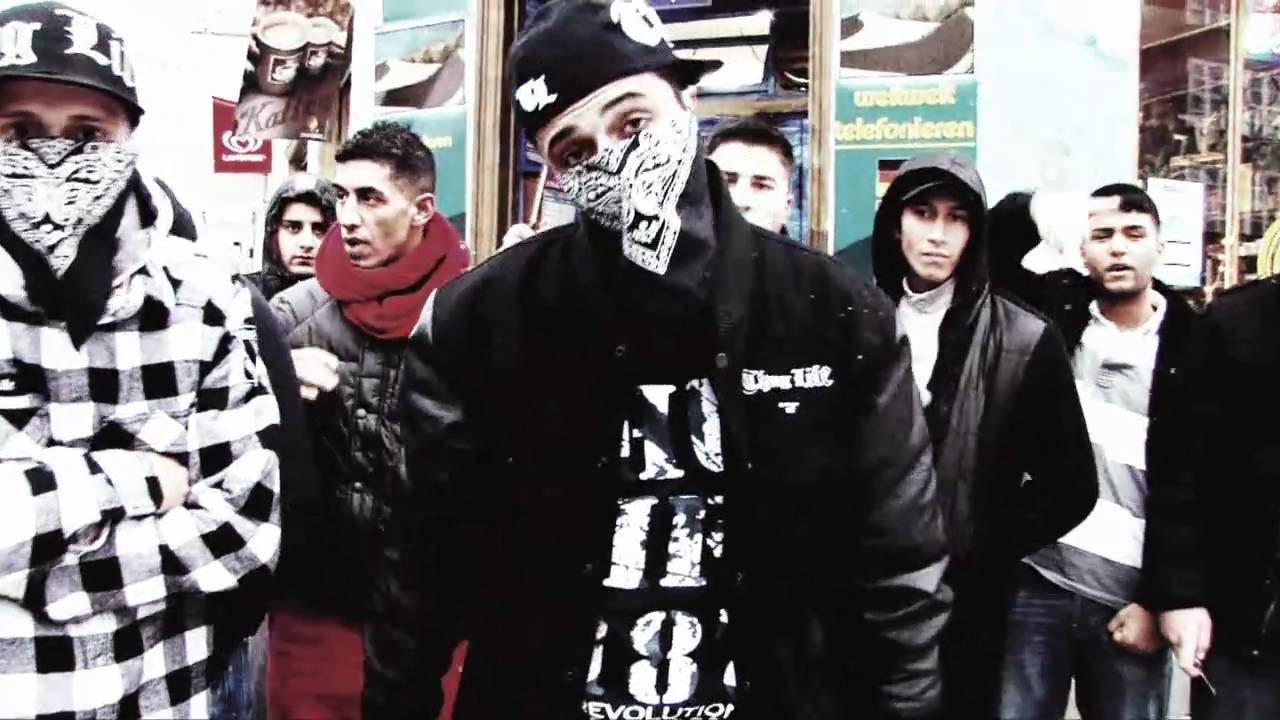 AK aka Ausserkontrolle - Thug Life - Meine Stadt 