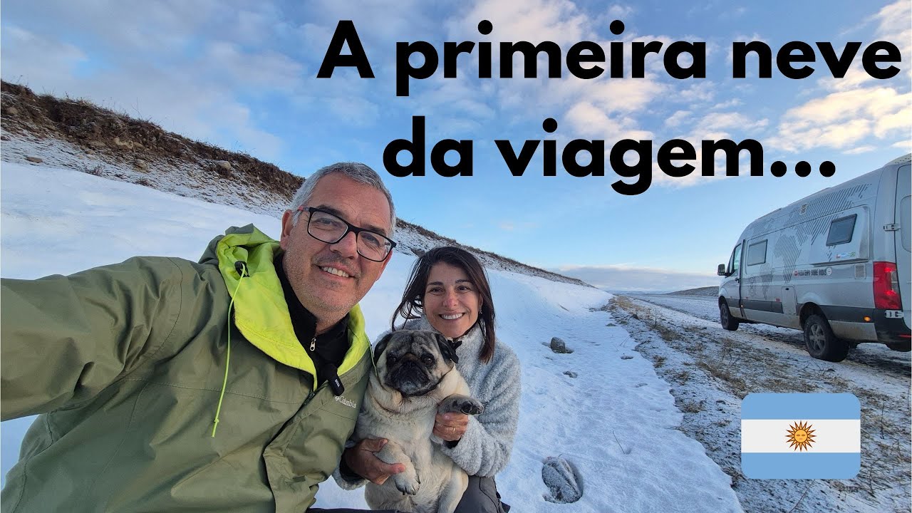 Subindo de motorhome pela Ruta 40, encontramos neve pela primeira vez nessa viagem.