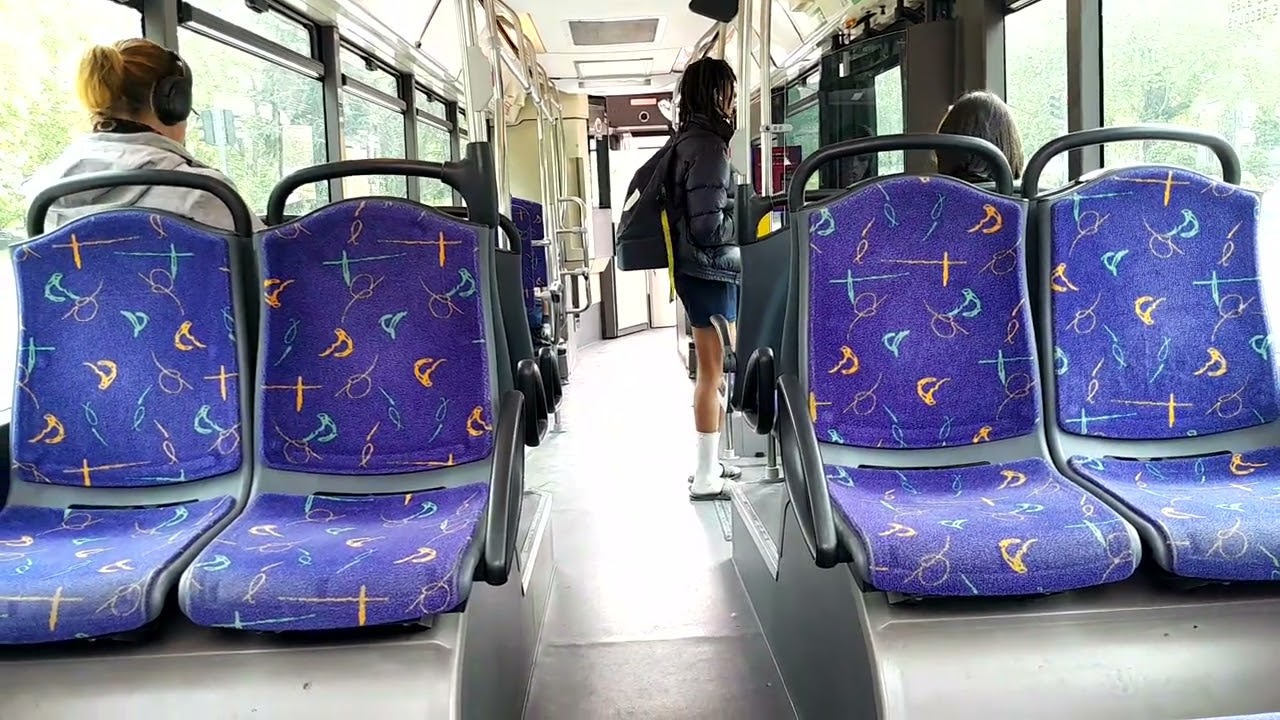 [Tisséo] kickdownnnn Irisbus Citelis 12 GNV Voith n°1002 sur la ligne 27
