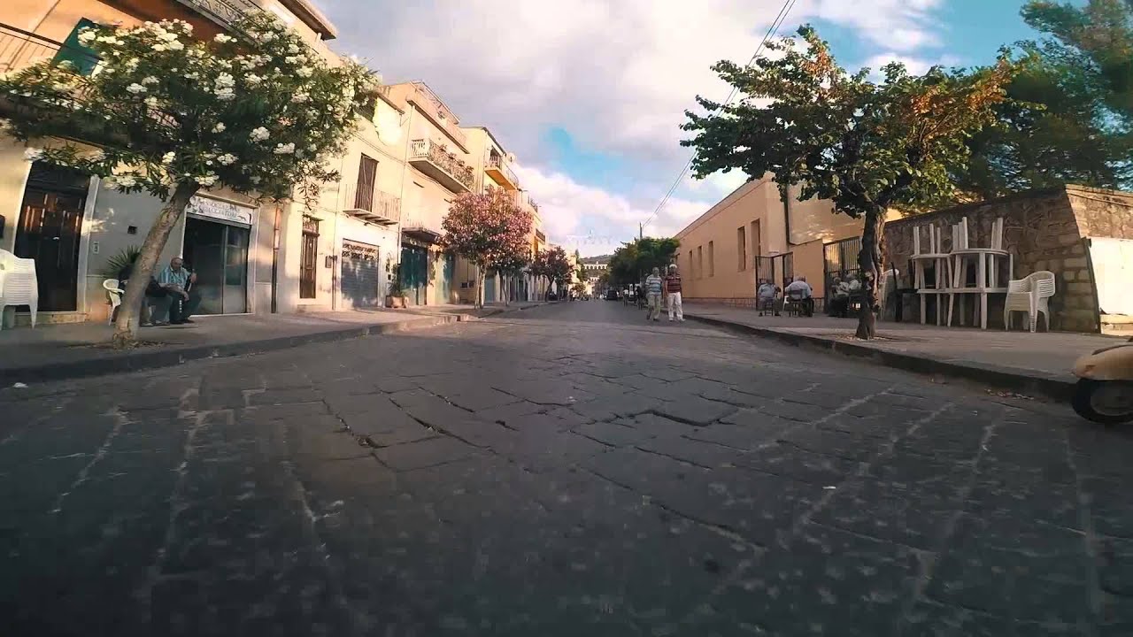 Valguarnera Caropepe - Tour in città
