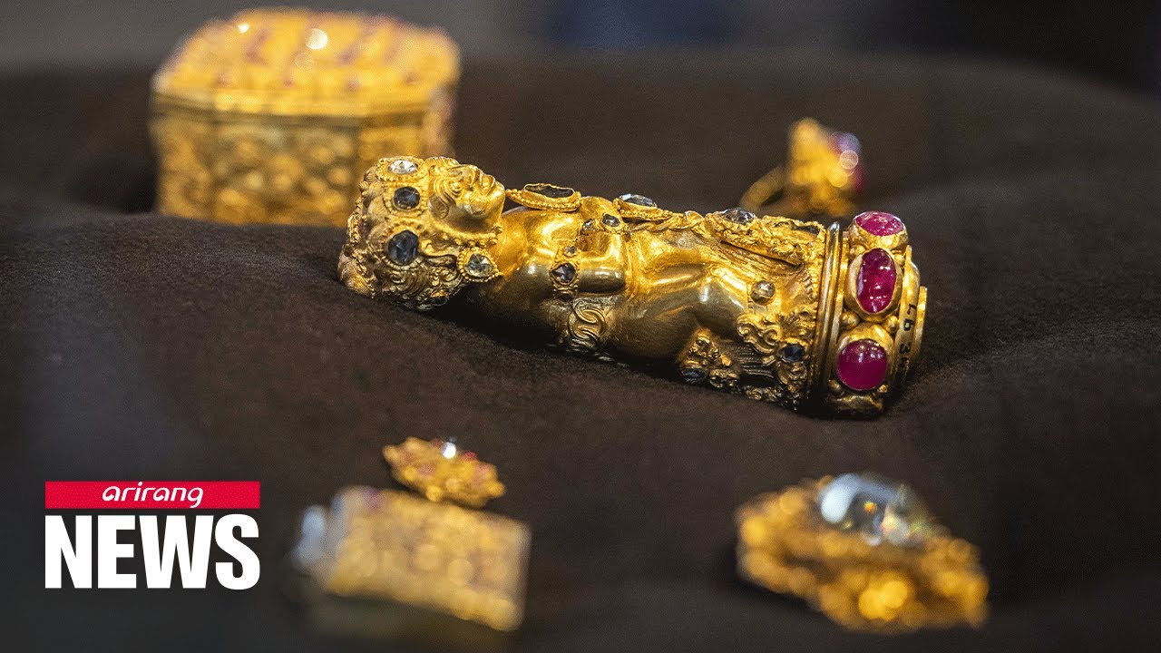 Netherlands returns artifacts looted from Indonesia