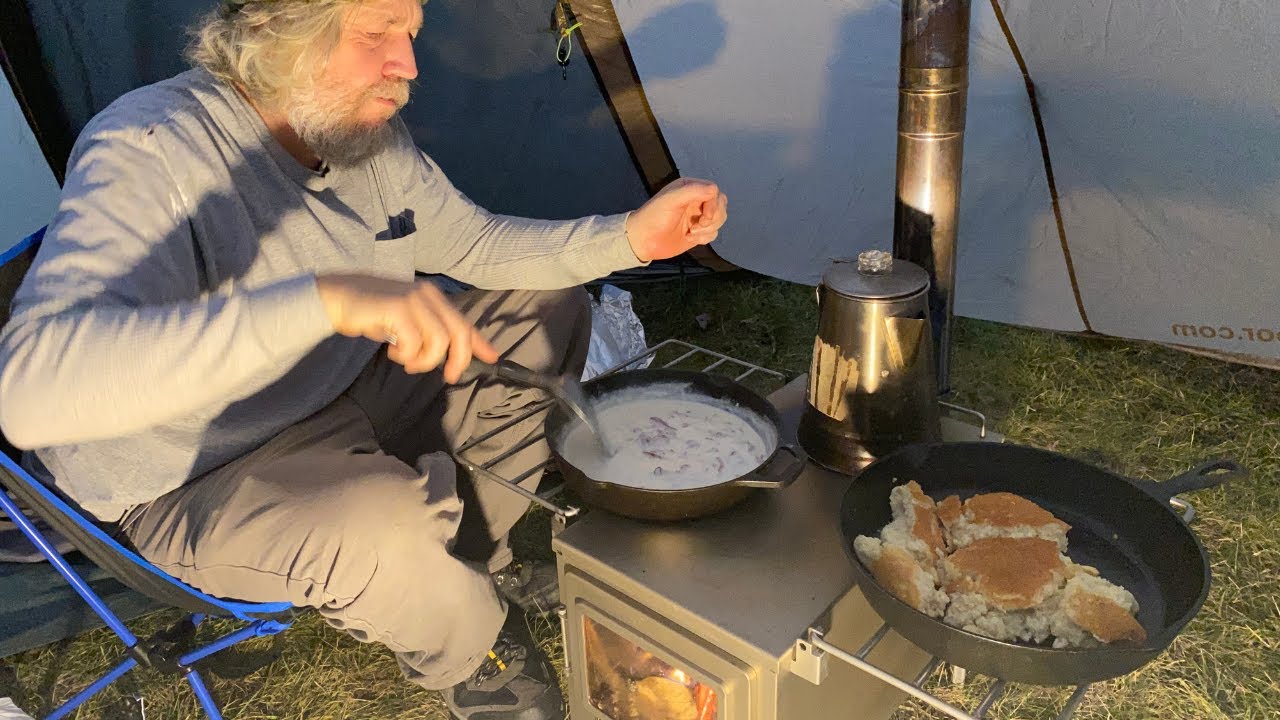 Winter Camping | Cast Iron Cooking | Delaware State Park, Ohio