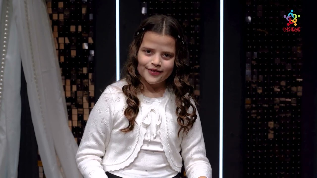 IARINA BĂBAȘ - MAMI, LA MULȚI ANI