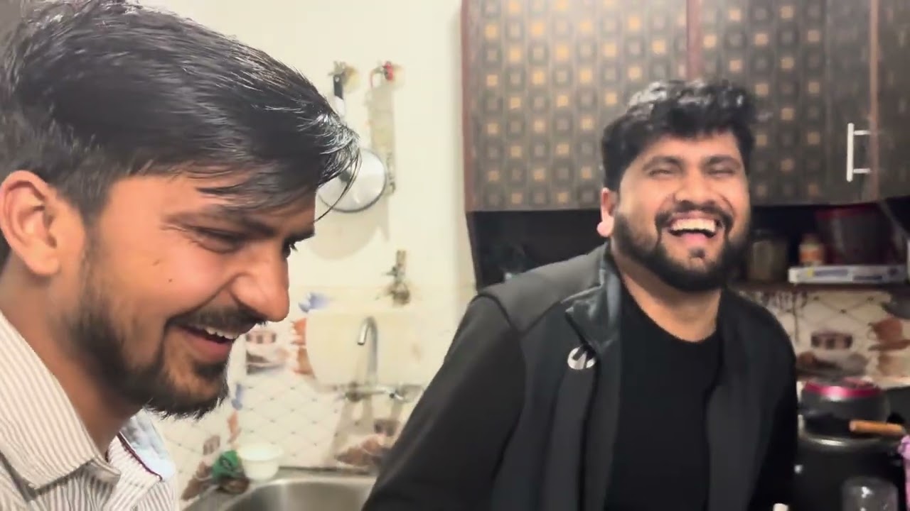 Midnight Raid | Dost se Chai Banwayi | Neend Udayi 😂 | @unscriptedyaar 
