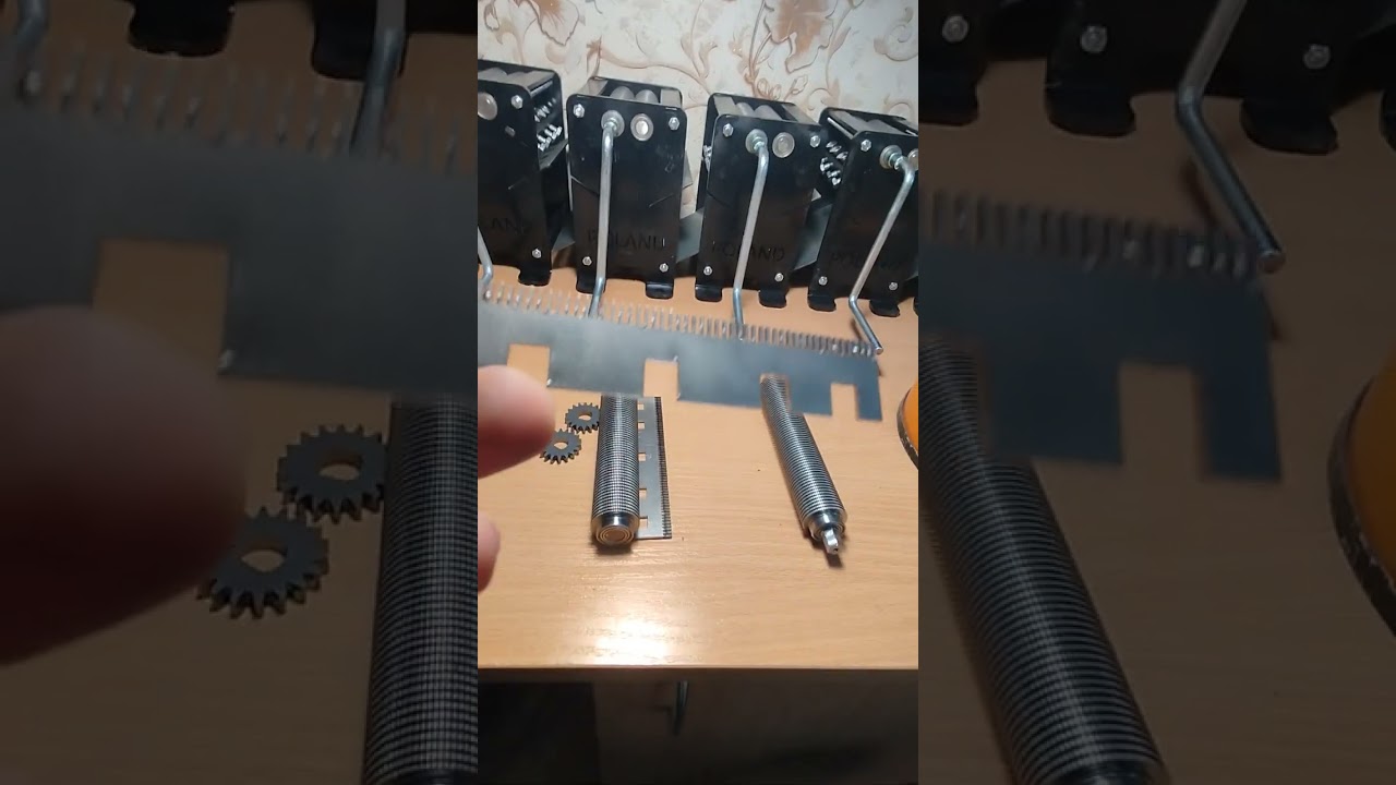 Чому мої табакорізки дорожче за аналоги конкурентів??? Польська чорна квадратна табакорезка 12 см.
