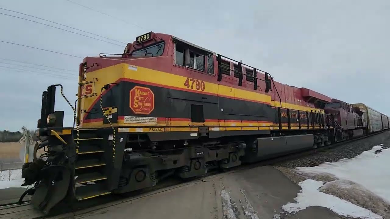 All Autorack Train 149 Pulling 100 Cars Toward South Haven, MN