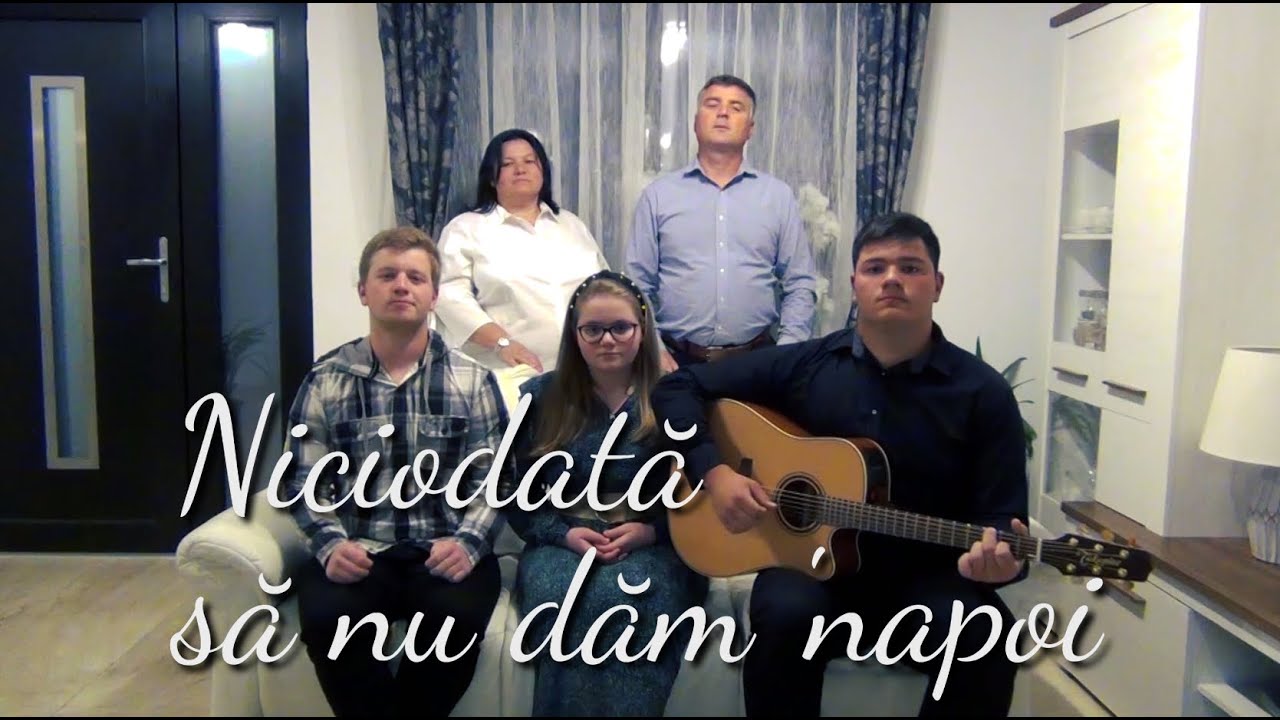 Niciodată să nu dăm 'napoi | Familia Costea