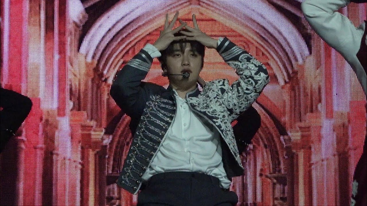 260119 엑소 정규 8집 REVERXE 쇼케이스 D.O. 직캠 - CROWN