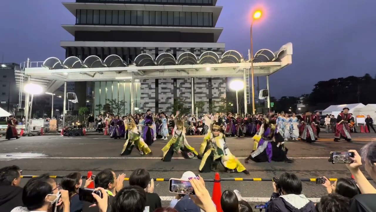 安濃津よさこい2025.10.11 焉　津中央郵便局前会場