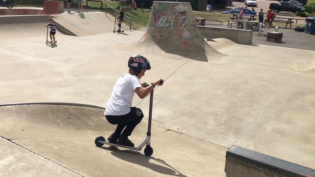 Another day at the skatepark // Cozenton wheel park // coby // revalution
