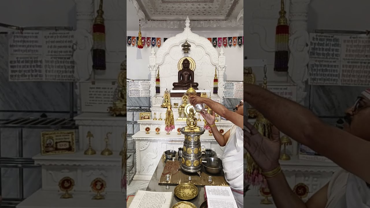 प्रतिदिन अभिषेक is live! Shri 1008 Shri vasupujya jinalay Srinagar colony mandleshwar 7.02.2026