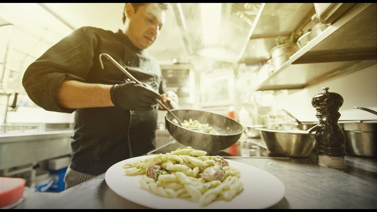 Accanto Schnelle T&ouml;pfe  I Eataly Salvatore Marrazzo
