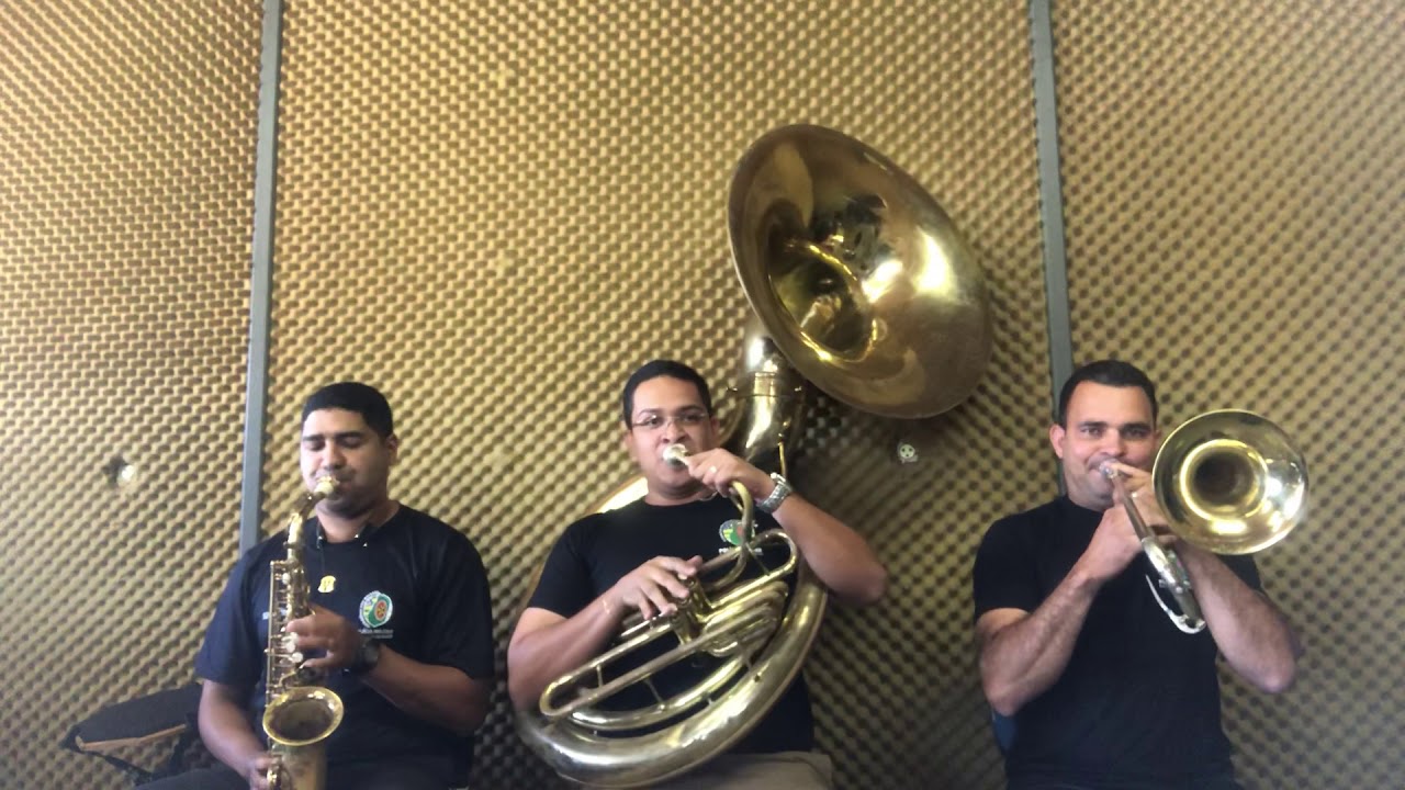 Os Guerreiros se Preparam - 212 H.C.-Sd.Freitas(Tuba Bb),Sd Wesley (Sax Alto) e Sd. Célio (Trombone)