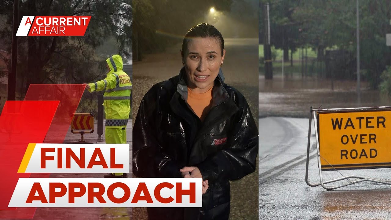 Rivers rise, winds lash coast as Cyclone Alfred prepares to cross mainland | A Current Affair