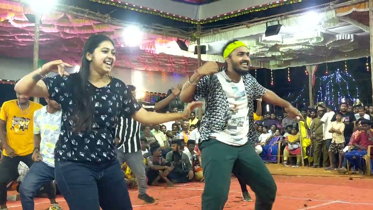 mounaragam shurthi mass dance at thandupathu 😍😍