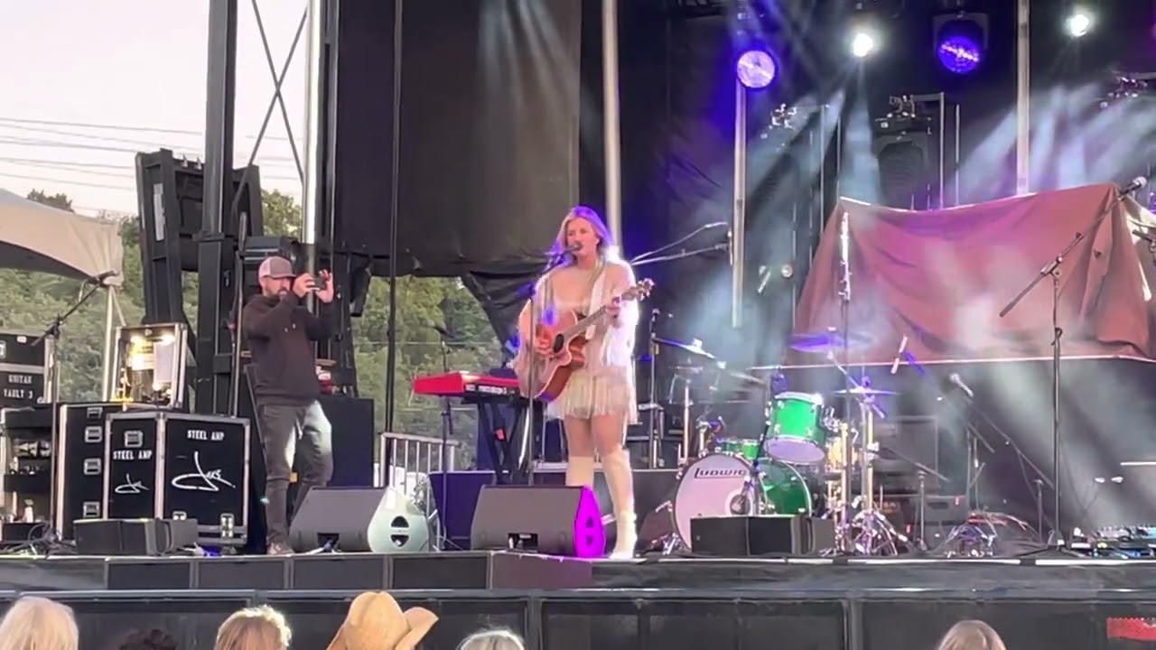 Morgan Myles - Hallelujah (Live) - Bold Point Park, East Providence, RI - 9/23/22