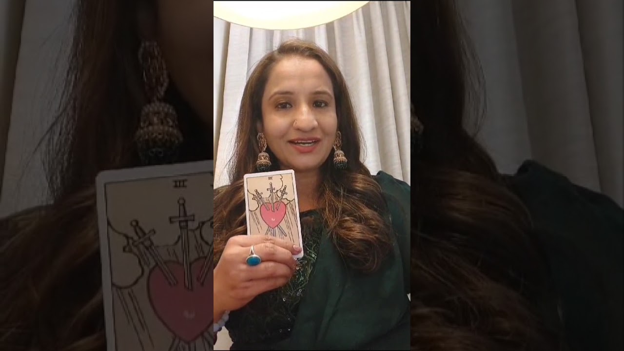 Weekly  Tarot reading predictions of 12moonsigns from 19 to 25 may 2025
