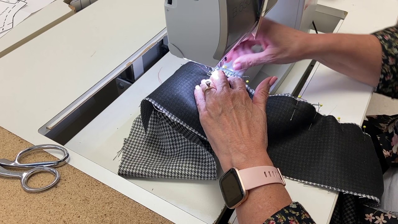 Notched Collar #10  - Sewing Upper Collar to Facing