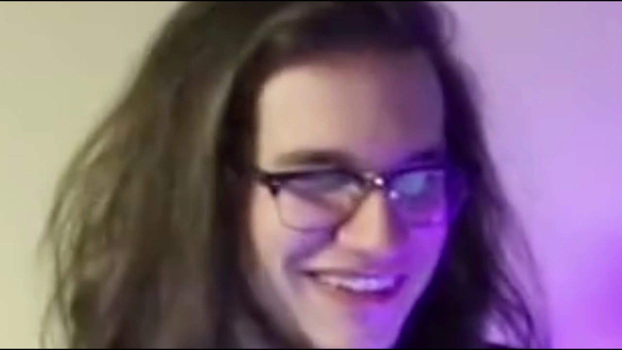 Mlodyskiny jest na DMT ale Elvis nie chce tego mówić Kubie