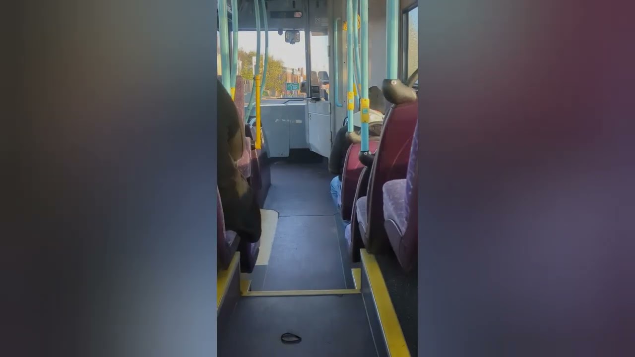 ADL Enviro 200 - 3 Minutes of Great Engine Sounds! 🚌 🔊