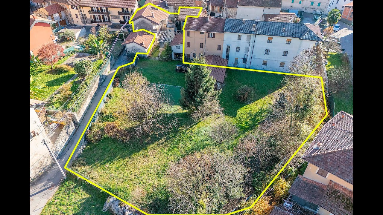 ARMENO cod 547 -  Casa indipendente con ampio giardino e locali accessori