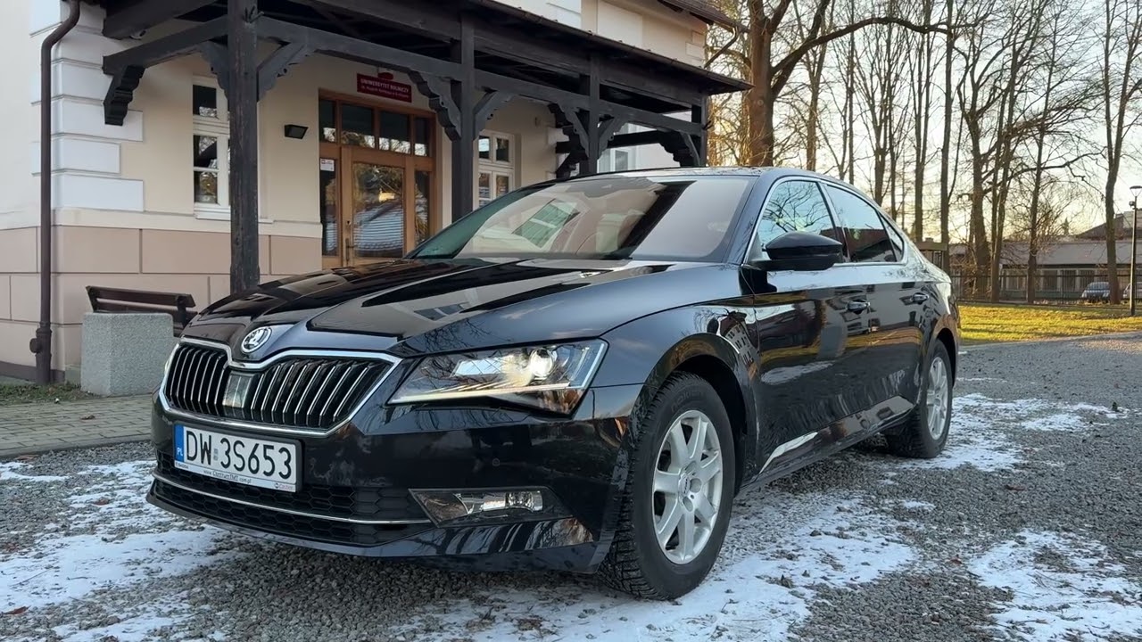 Skoda Superb 1.8 TSI 180KM - Połączenie Elegancji i Praktyczności.