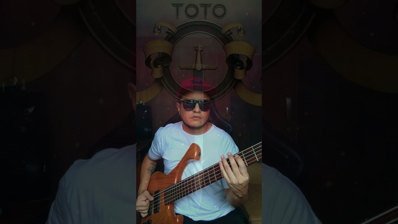 Toto - Georgy Porgy (bass cover)