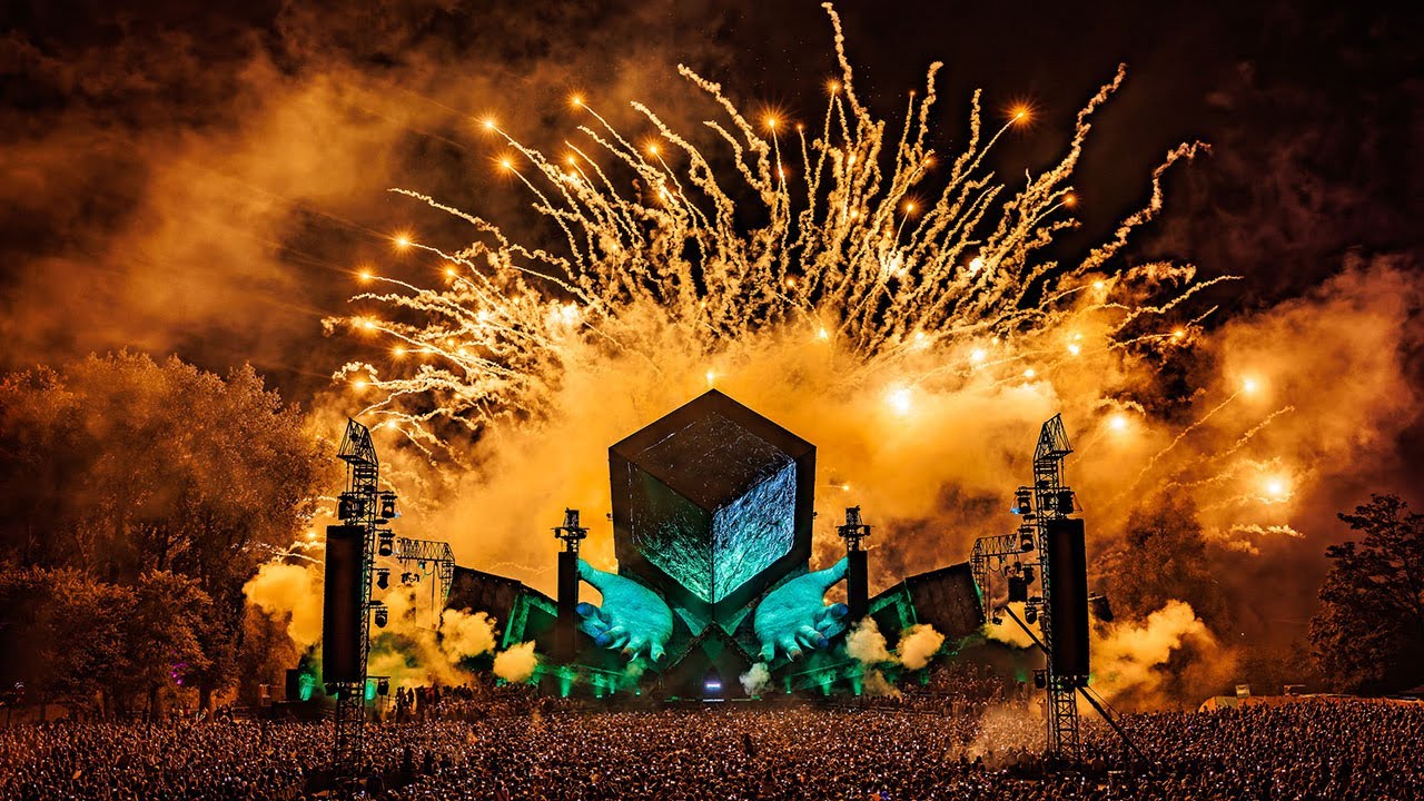 Mysteryland 2024 | Sunday Drone Endshow | Main Stage | Powered by BUD