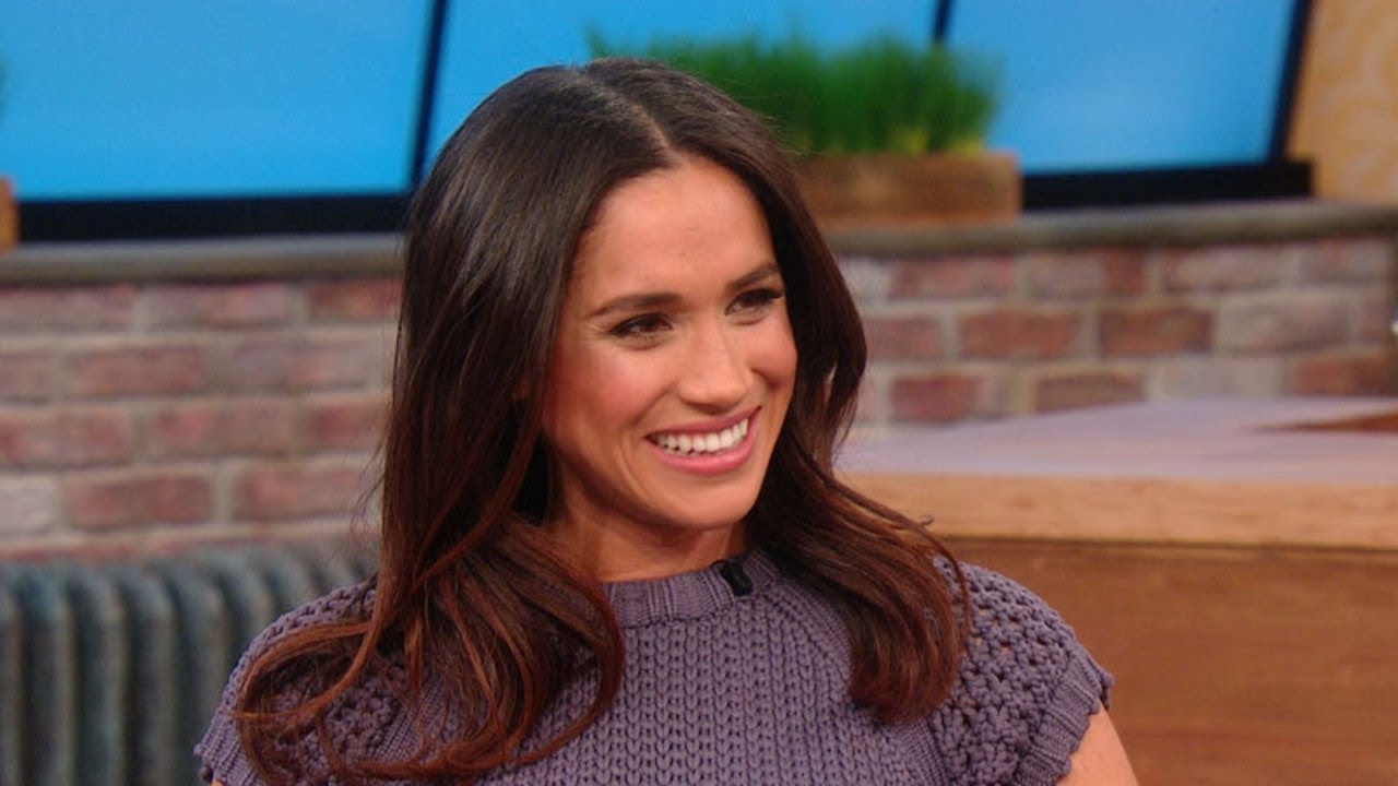Throwback: Future Royal Meghan Markle Dishes On Her Now-Retired Website, The Tig | Rachael Ray Show