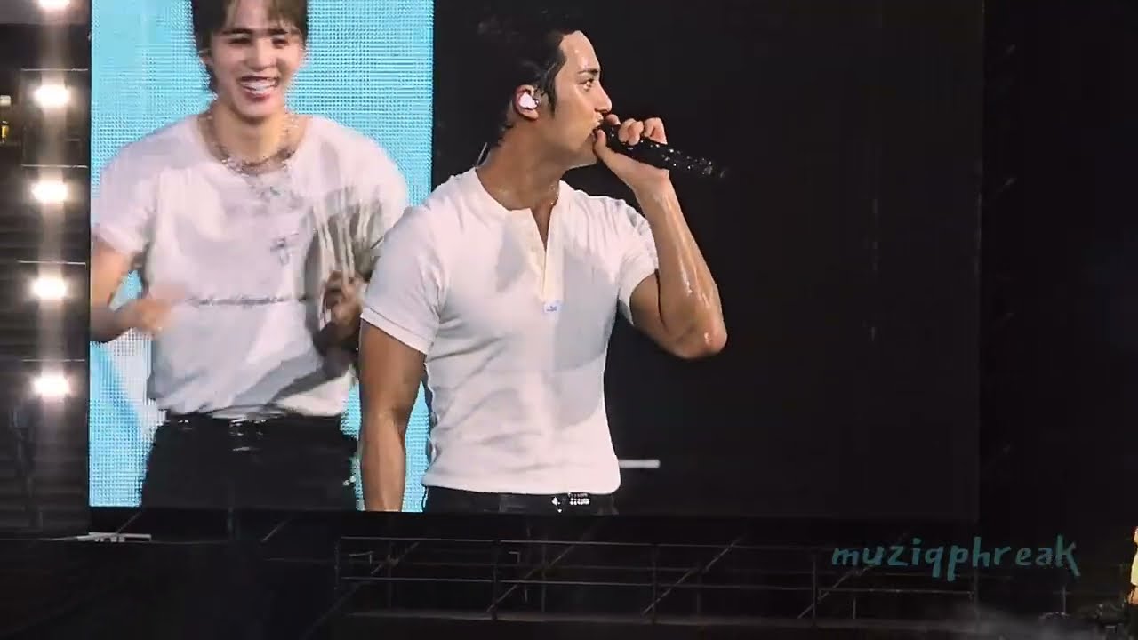 Member Self Introductions - Seventeen 세븐틴 (_NEW in Singapore 260307)