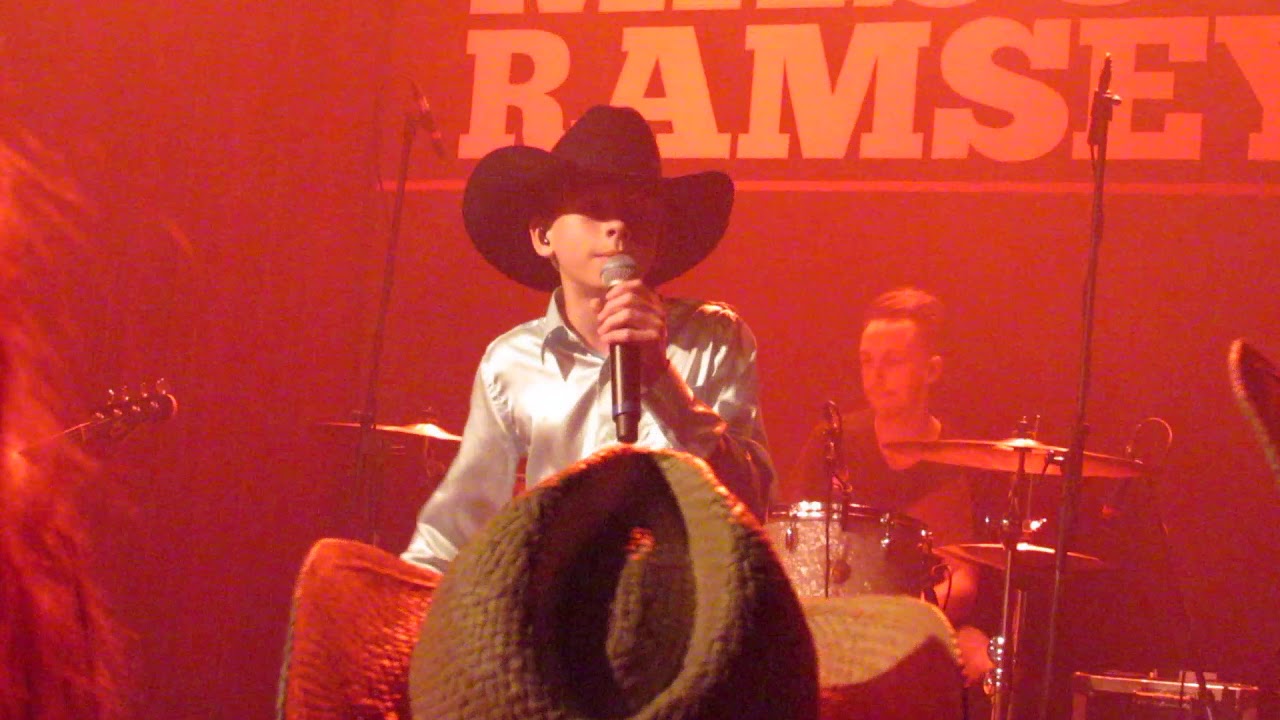 Mason Ramsey LIVE - How Could I Not
