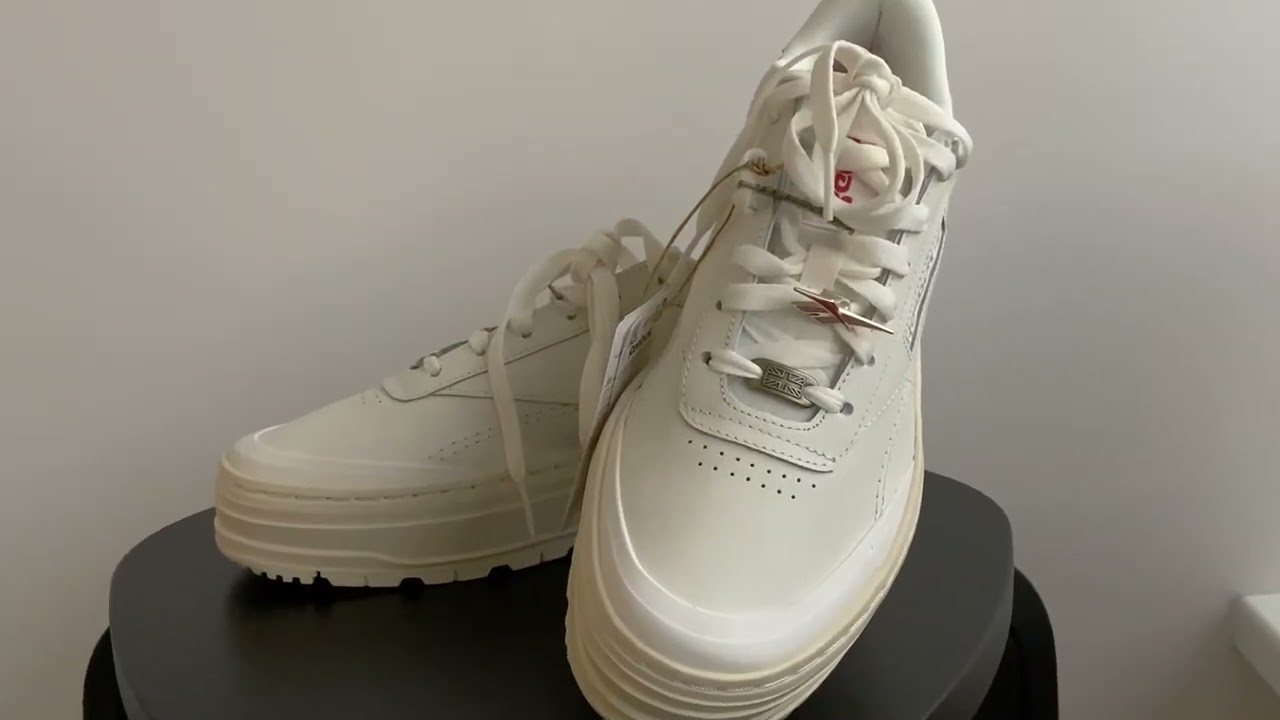 Reebok CLUB C double GEO quick look