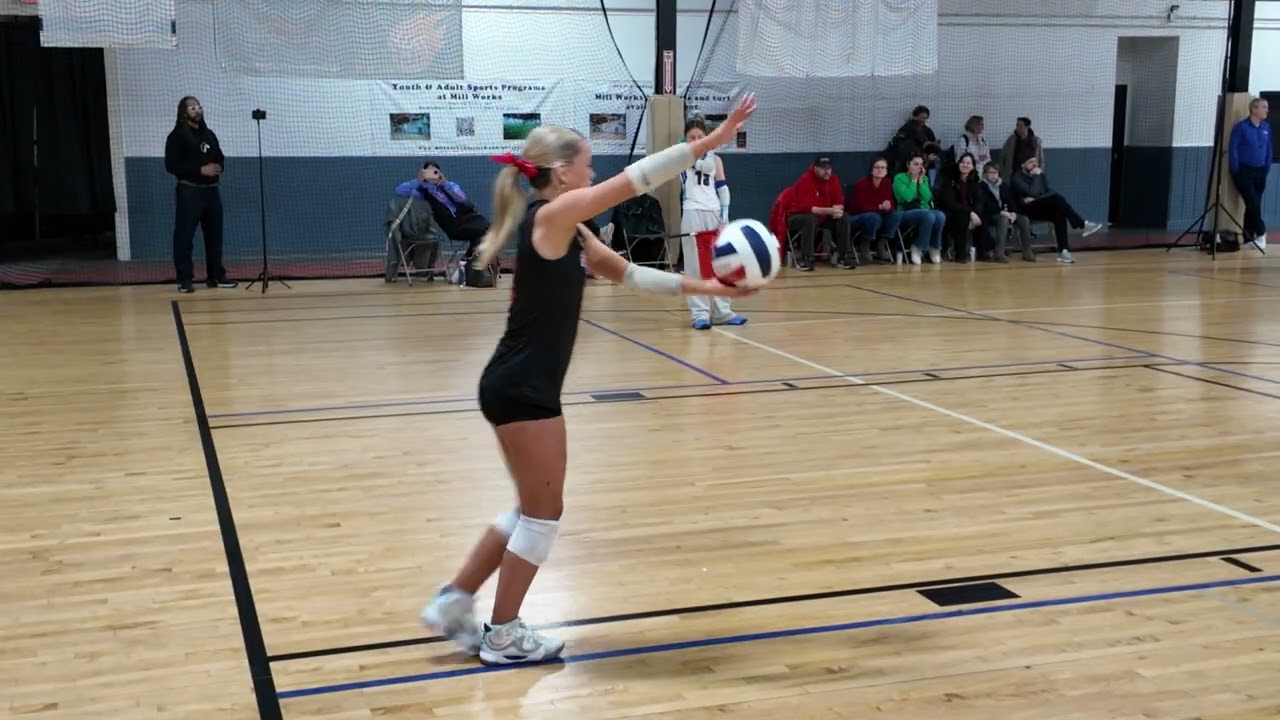 Gold Game 1 Set 3 Lost at 11-15 (vs MGA) Husky 14 NewEngland - AAU Grand Prix