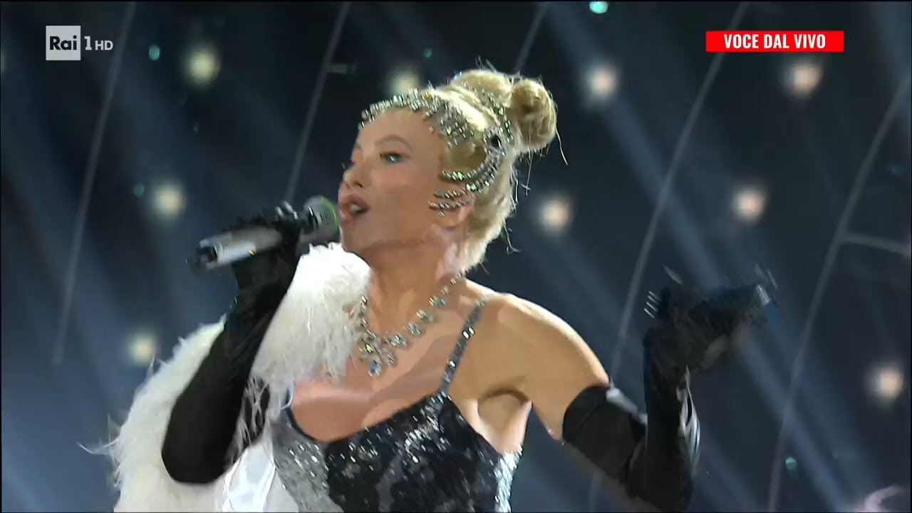 Carmen Di Pietro e Alba Parietti - Gemelle Kessler cantano 