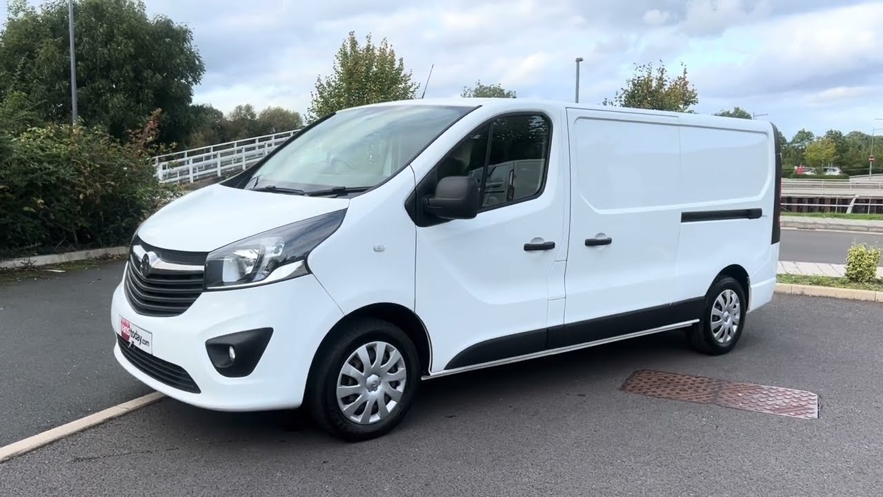 Обзор Vauxhall Vivaro 1.6 CDTi Sportive 2018 года выпуска, выставленного на продажу @VansTodayWor...