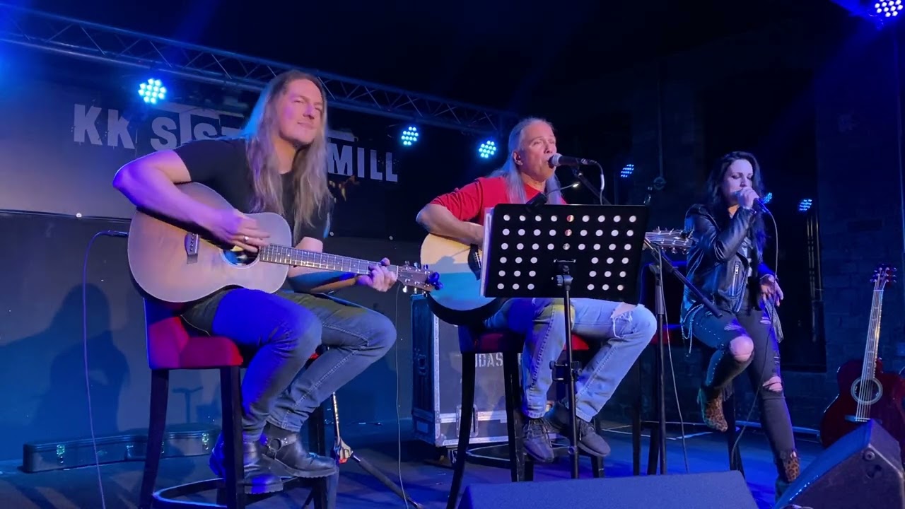 Danny Vaughn with Chez Kane & Harry Scott Elliott - Tyketto’s Forever Young