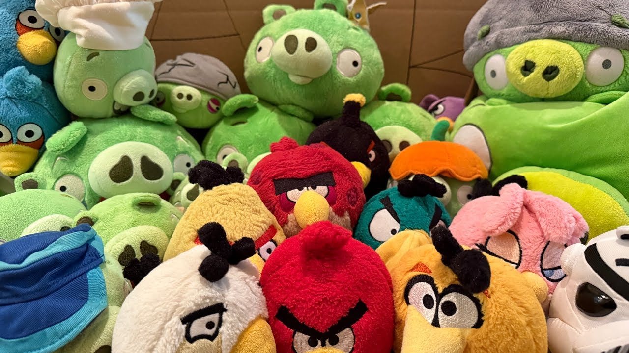 Ranking EVERY BIRD AND PIG in my Angry Birds Plush Collection