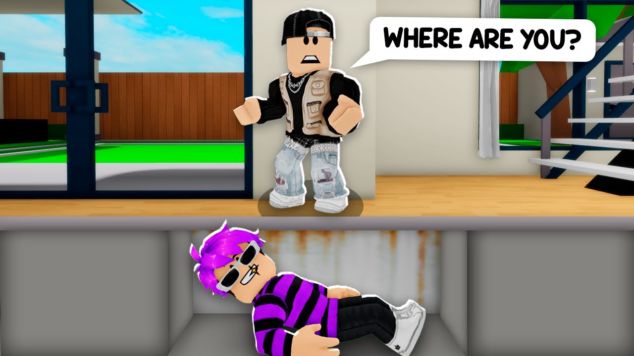 I HID in PEOPLE'S HOUSE in BROOKHAVEN!