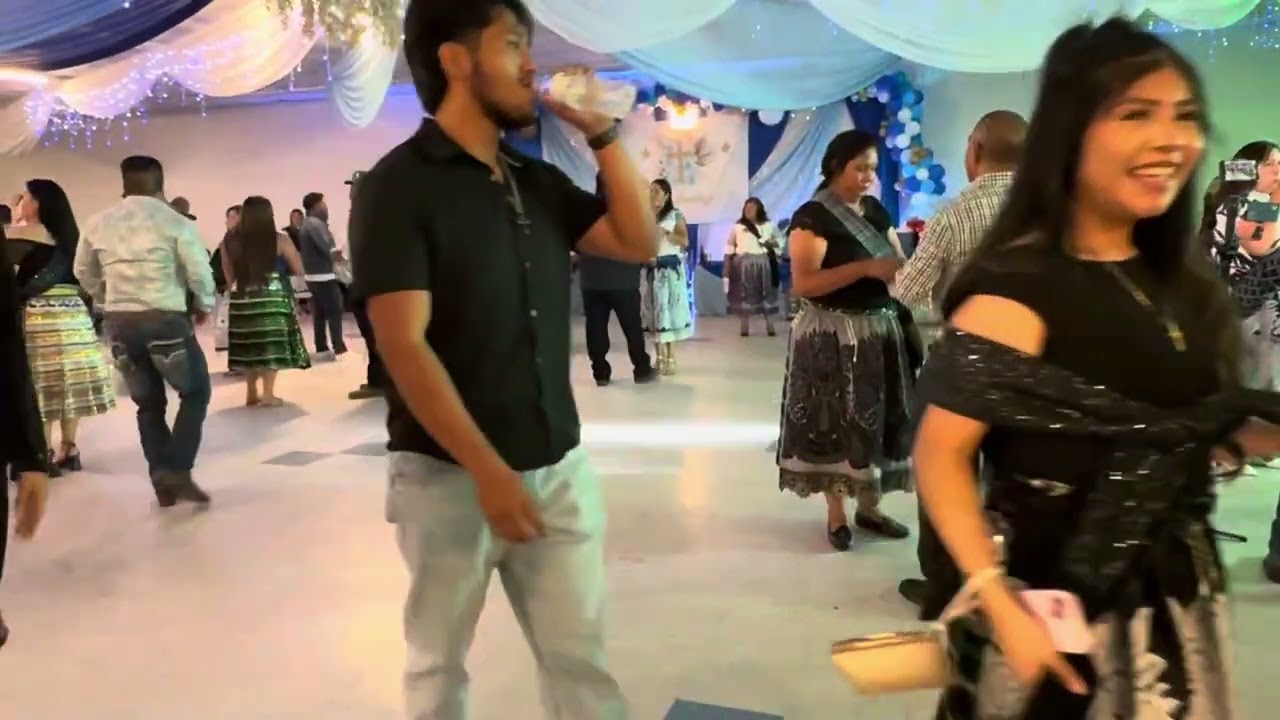 Fiesta de bautismo de Axel en Burlington nc 10/25/25
