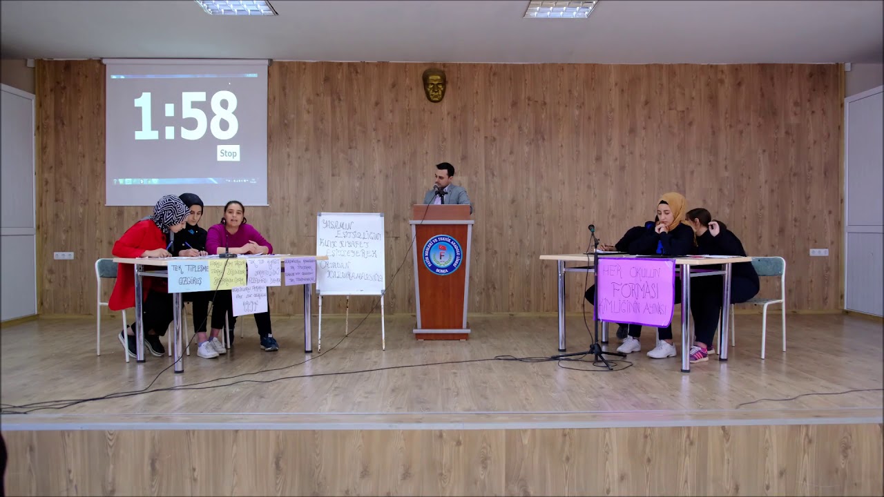 Okulumuzda m&uuml;nazara etkinliği ger&ccedil;ekleştirdik.&Ouml;ğrenciler okulda &uuml;niforma giymeli mi ,giymemeli mi ?