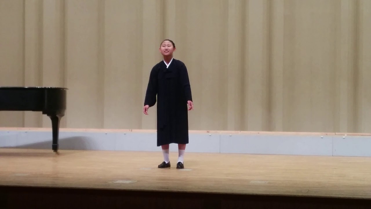 제50차 재일조선학생중앙예술경연대회 [포전길 걸을 때면]  독창 배리호
