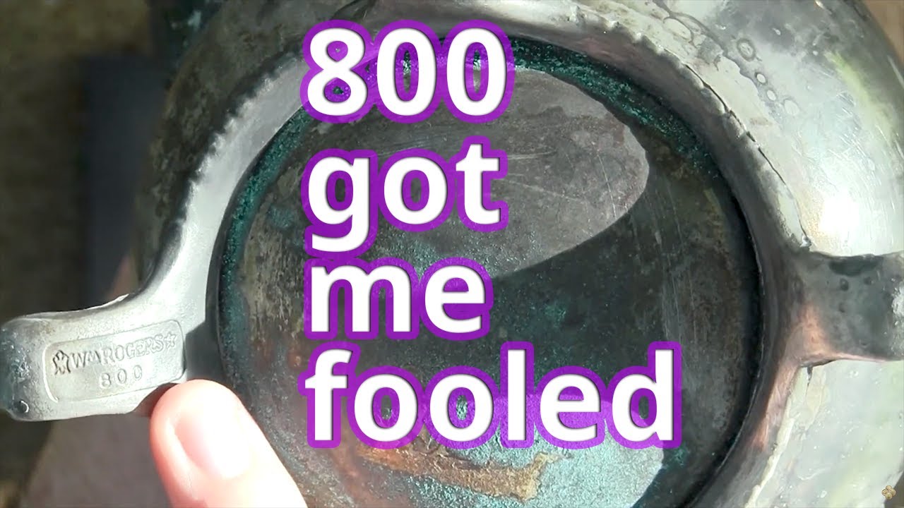 102 | Large tea pot marked with 800