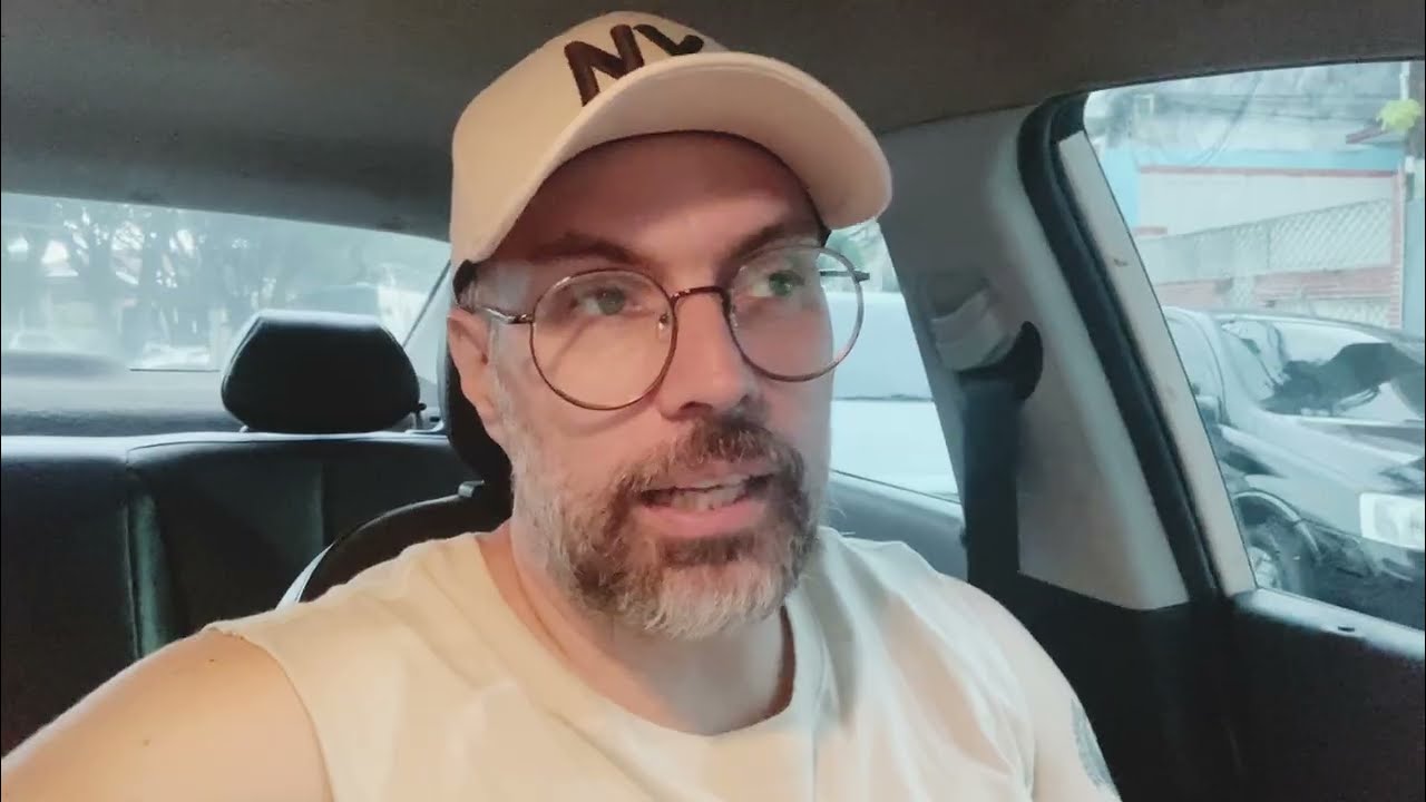 Fé e café com Mr.  Começando o domingo com Deus