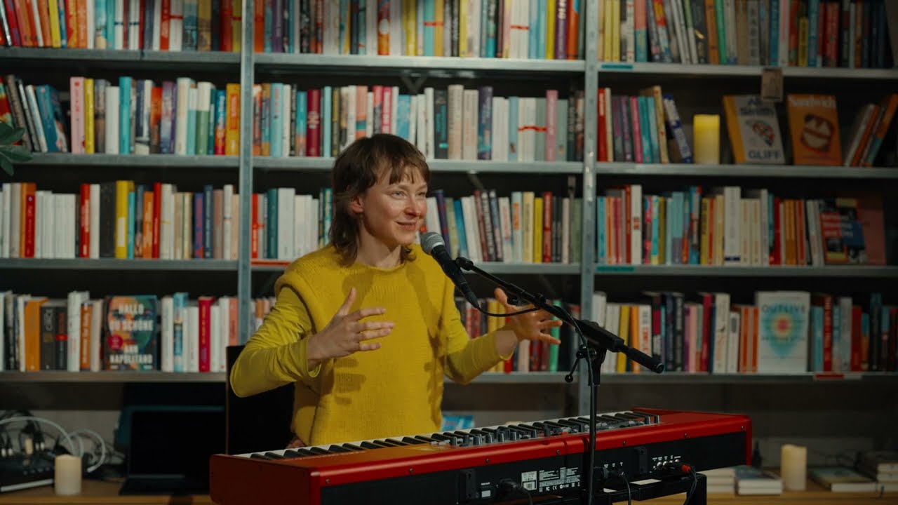 no need - live solo performance at o*books Vienna