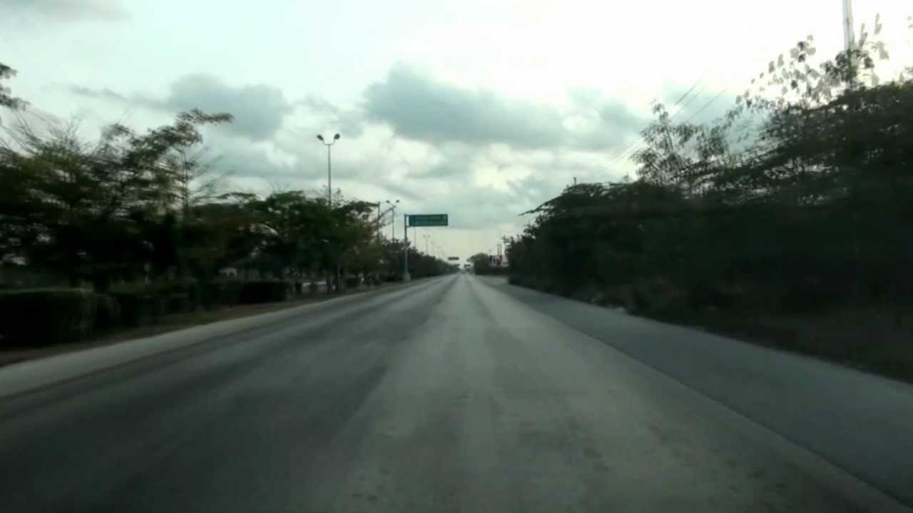 Driving in Quintana Roo