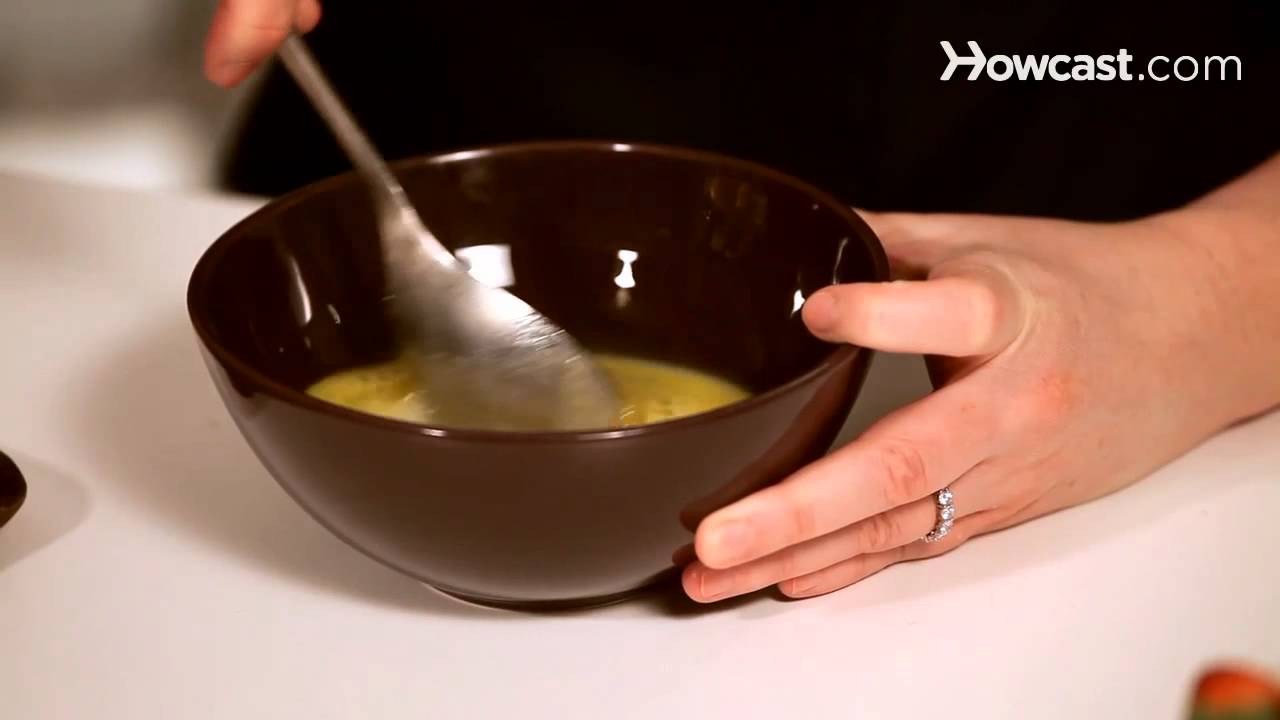 Facial Scrub for Dry or Sensitive Skin | DIY Spa Facials